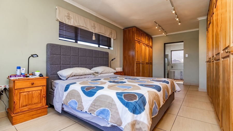 3 Bedroom Property for Sale in Kleinmond Western Cape